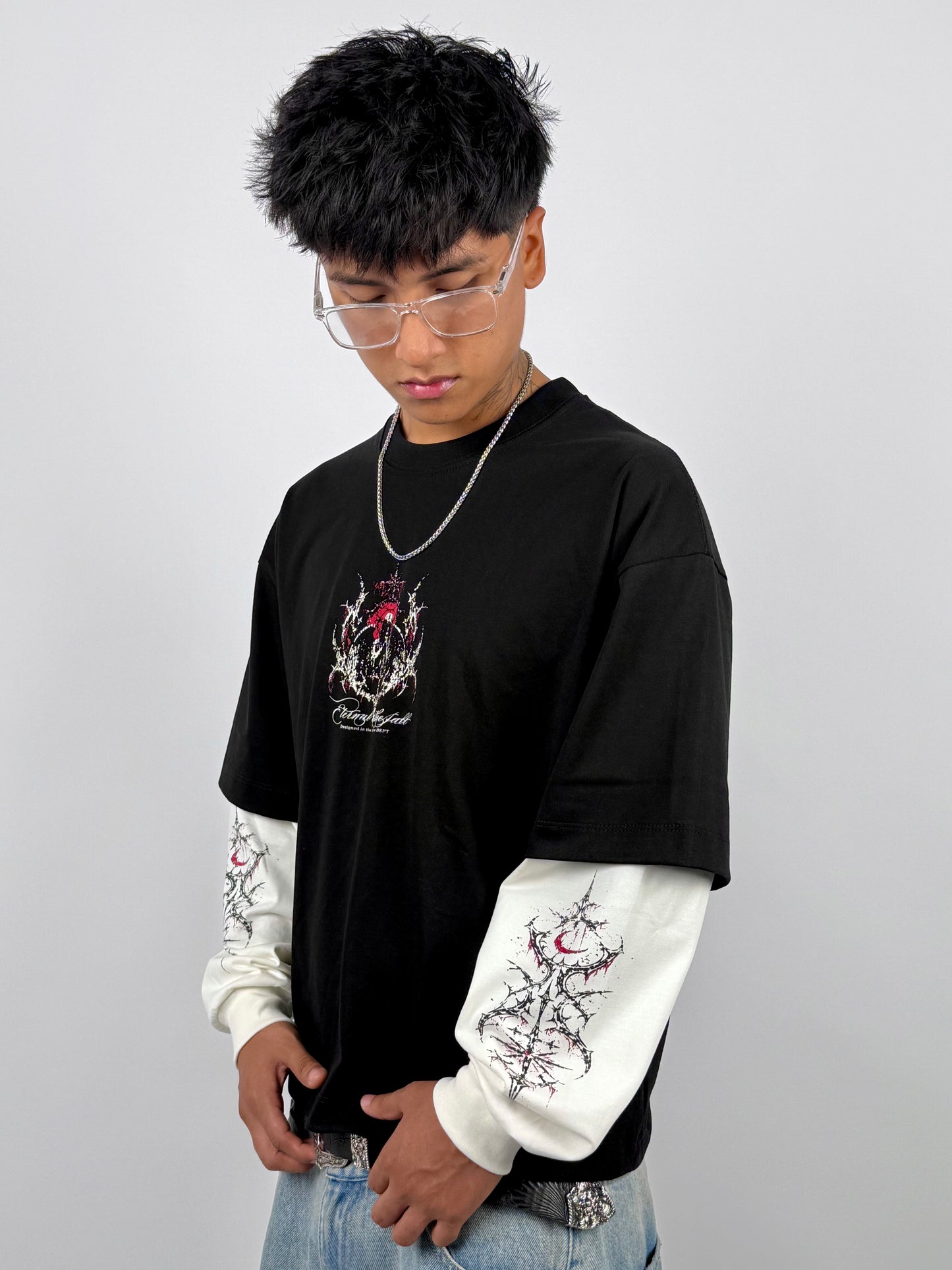 Manga larga negro Demon